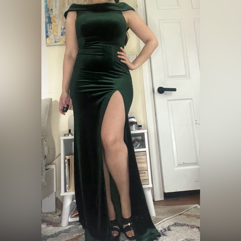 Elegant Green Velvet Gown with High Slit